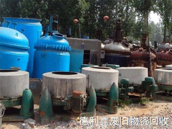 化工廠設(shè)備整體回收，專業(yè)拆除回收公司